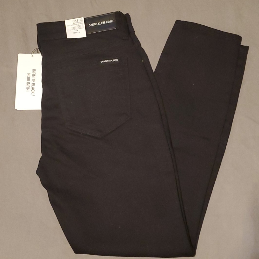 NWT Clavin Klein Jeans Mid Rise Skinny